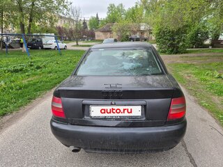 1997 Audi A4 I (B5), чёрный, 150000 рублей, вид 4