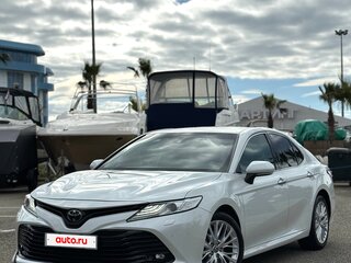 2020 Toyota Camry VIII (XV70), белый, 3000000 рублей, вид 2
