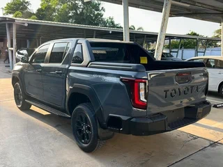 2026 Toyota Hilux IX, серый, 5800000 рублей, вид 4
