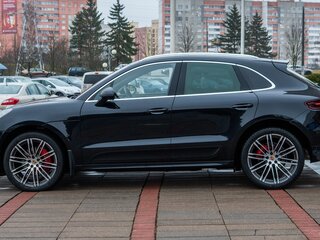 2017 Porsche Macan GTS I, чёрный, 3875259 рублей, вид 5