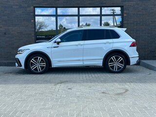 2020 Volkswagen Tiguan II Рестайлинг, белый, 4340000 рублей, вид 2