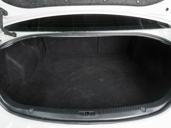 2011 Mazda 6 II (GH) Рестайлинг, белый - вид 18