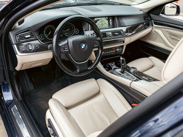 2016 BMW 5 серии 528i xDrive VI (F10/F11/F07) Рестайлинг, синий - вид 12