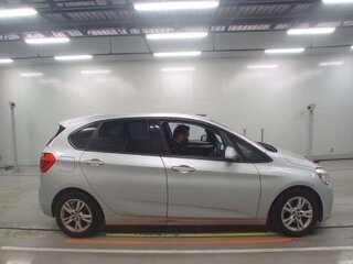 2016 BMW 2 серии Active Tourer 218i F45, белый, 720000 рублей, вид 3