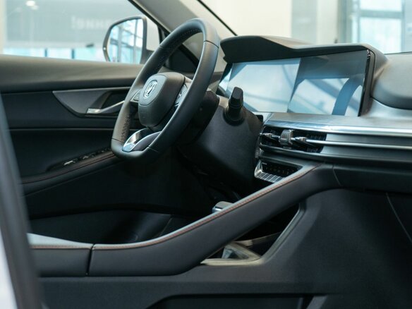2025 Changan CS35 Plus I Рестайлинг, белый - вид 23