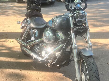 2005 Harley-Davidson Dyna Super Glide, серый, 800000 рублей, вид 5