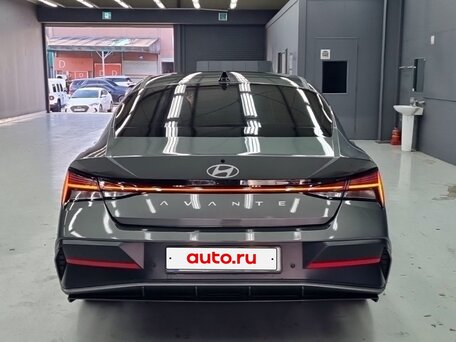 2026 Hyundai Avante VII Рестайлинг, серый, 2500000 рублей, вид 4