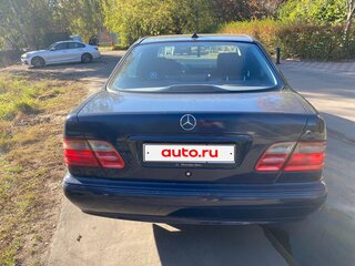 1999 Mercedes-Benz E-Класс 200 II (W210, S210) Рестайлинг, синий, 640000 рублей, вид 5