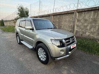 2007 Mitsubishi Pajero IV, бежевый, 1400000 рублей, вид 4