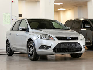 2008 Ford Focus II Рестайлинг, серебристый, 500000 рублей, вид 1
