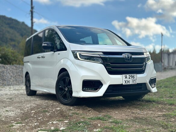 2020 Honda Stepwgn Spada V Рестайлинг, белый, 2599000 рублей - вид 21
