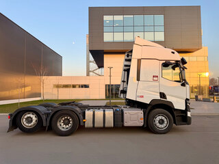 2019 Renault T-Series, белый, 9490000 рублей, вид 1