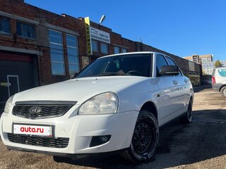 2014 Lada (ВАЗ) Priora I Рестайлинг, белый, 650000 рублей, вид 1