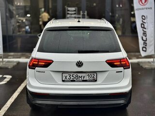 2018 Volkswagen Tiguan II, белый, 2680000 рублей, вид 5
