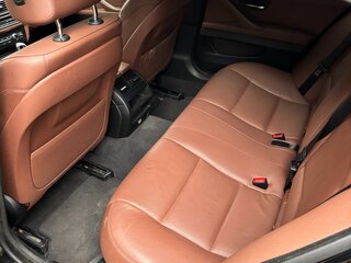 2016 BMW 5 серии 520d VI (F10/F11/F07) Рестайлинг, чёрный, 2690000 рублей, вид 3