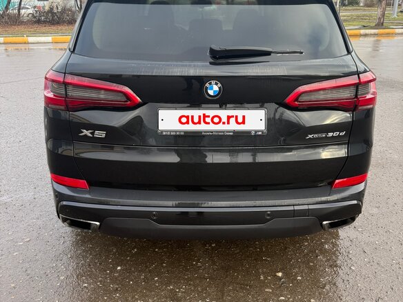 2019 BMW X5 30d IV (G05/G18), чёрный, 6200000 рублей - вид 4