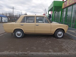 1978 Lada (ВАЗ) 2101, бежевый, 600000 рублей, вид 2
