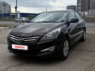 2015 Hyundai Solaris I Рестайлинг, коричневый, 820000 рублей, вид 2