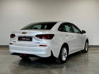 2023 Chevrolet Monza II Рестайлинг, белый, 1850000 рублей, вид 4