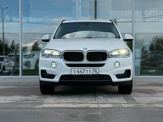 2015 BMW X5 30d III (F15), белый, 3590000 рублей, вид 2