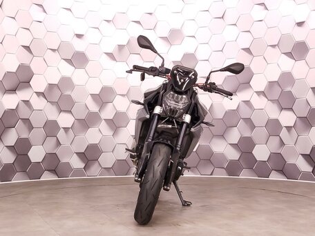 2021 BMW F 900 R, чёрный, 969000 рублей, вид 5