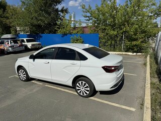 2023 Lada (ВАЗ) Vesta I Рестайлинг (NG), белый, 948000 рублей, вид 4