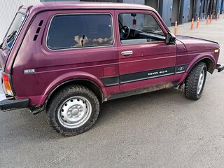 2001 Lada (ВАЗ) 2121 (4x4) I Рестайлинг, пурпурный, 330000 рублей, вид 4