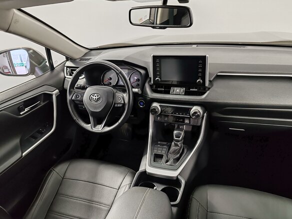 2020 Toyota RAV4 V (XA50), коричневый - вид 19