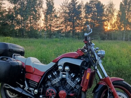 2000 Yamaha V-Max 1200, красный, 320000 рублей, вид 2