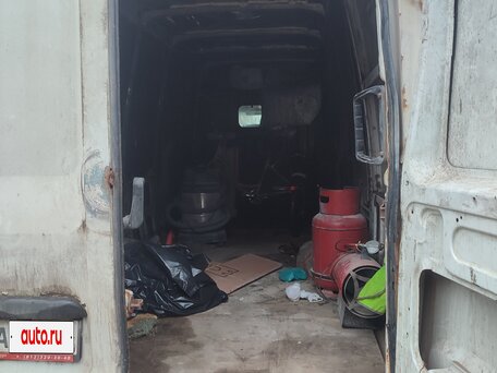 2001 Iveco Daily, белый, 375000 рублей, вид 4