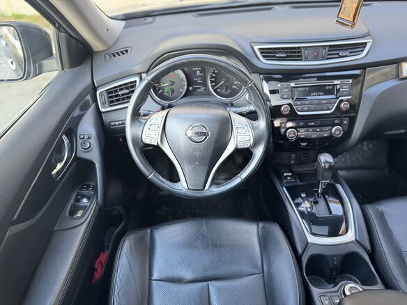 2015 Nissan X-Trail III, чёрный, 1650000 рублей - вид 11