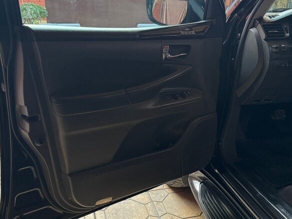 2008 Lexus LX 570 III, чёрный, 2550000 рублей - вид 20