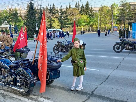 1964 Урал M-62, зелёный, 950000 рублей, вид 4
