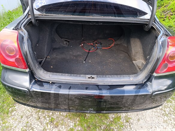 2005 Toyota Avensis II, чёрный, 280000 рублей - вид 10