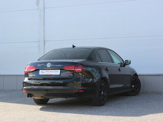 2016 Volkswagen Jetta VI Рестайлинг, чёрный, 897000 рублей, вид 2