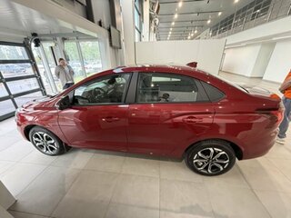 2026 Lada (ВАЗ) Iskra, красный, 1717000 рублей, вид 5