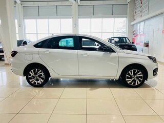2025 Lada (ВАЗ) Vesta I Рестайлинг (NG), белый, 1720000 рублей, вид 4