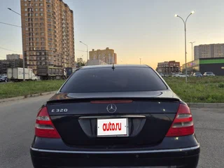 2004 Mercedes-Benz E-Класс 320 III (W211, S211), синий, 850000 рублей, вид 4