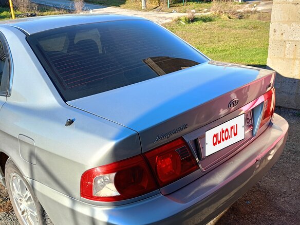 2004 Kia Magentis I Рестайлинг, серебристый, 270000 рублей - вид 3