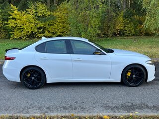 2020 Alfa Romeo Giulia II (952) Рестайлинг, белый, 2200000 рублей, вид 4