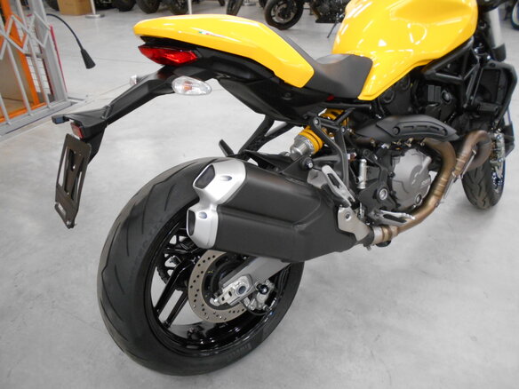 2018 Ducati Monster 821, жёлтый, 770000 рублей - вид 12