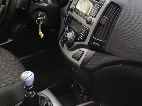 2009 Hyundai i30 I, красный, 580000 рублей - вид 6