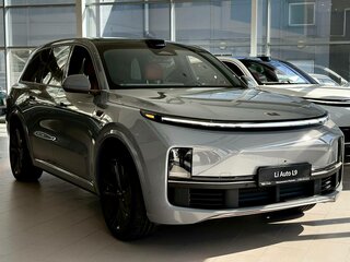 2025 Li Auto (Lixiang) L9 52.3 kWh I Рестайлинг, серый, 11990000 рублей, вид 2