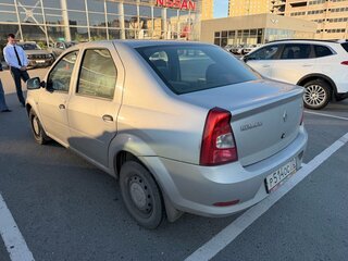 2014 Renault Logan I Рестайлинг, серый, 550000 рублей, вид 4