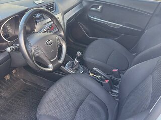 2016 Kia Rio III Рестайлинг, белый, 1250000 рублей, вид 5