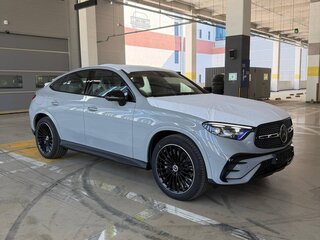 2025 Mercedes-Benz GLC Coupe 300 II (C254), серебристый, 10500000 рублей, вид 2