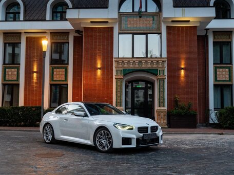 2025 BMW M2 G87 Рестайлинг, белый, 11500000 рублей, вид 1