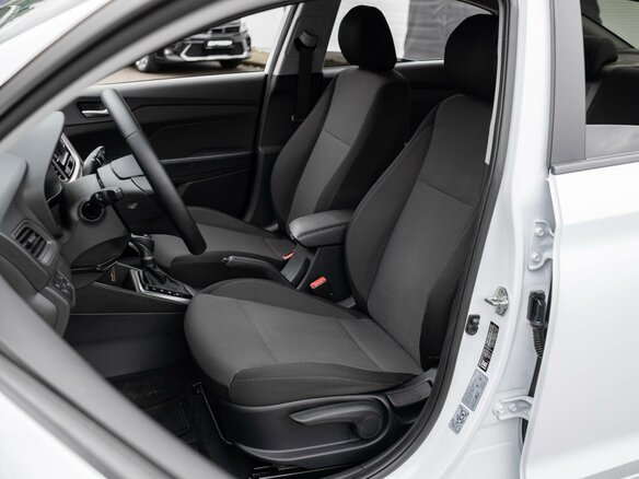 2020 Hyundai Solaris II, белый, 1480000 рублей - вид 9