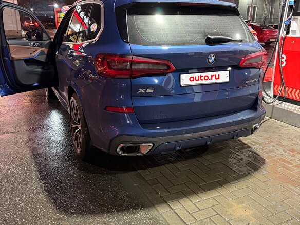 2019 BMW X5 30d IV (G05/G18), синий, 7600000 рублей - вид 1