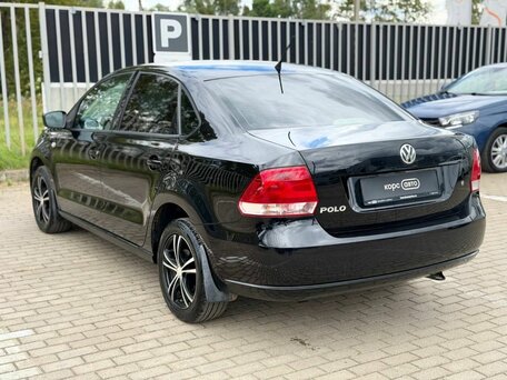 2013 Volkswagen Polo V, серый, 773900 рублей, вид 4
